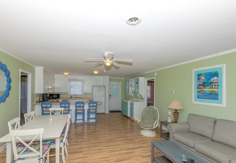 Open Floor Plan on Main Floor