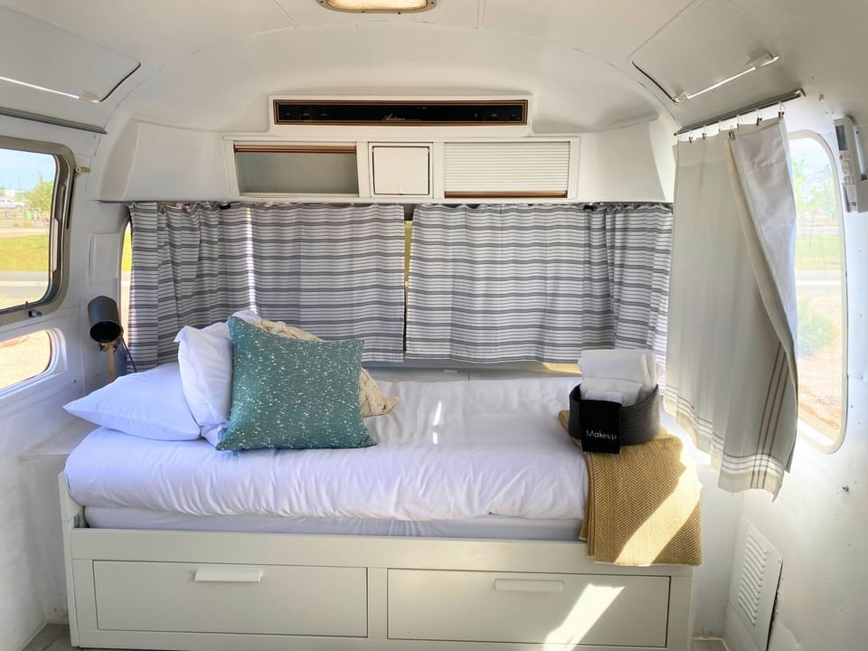 Meeker20Interior