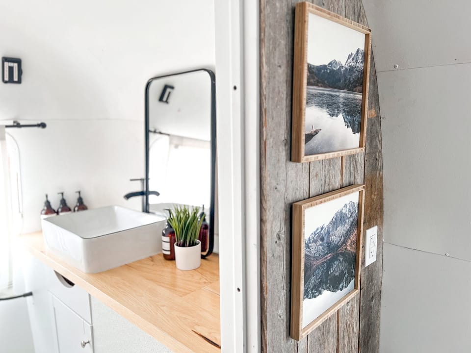 Cortez20bathroom