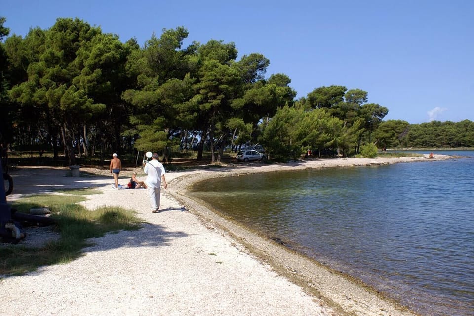 Nearby beaches