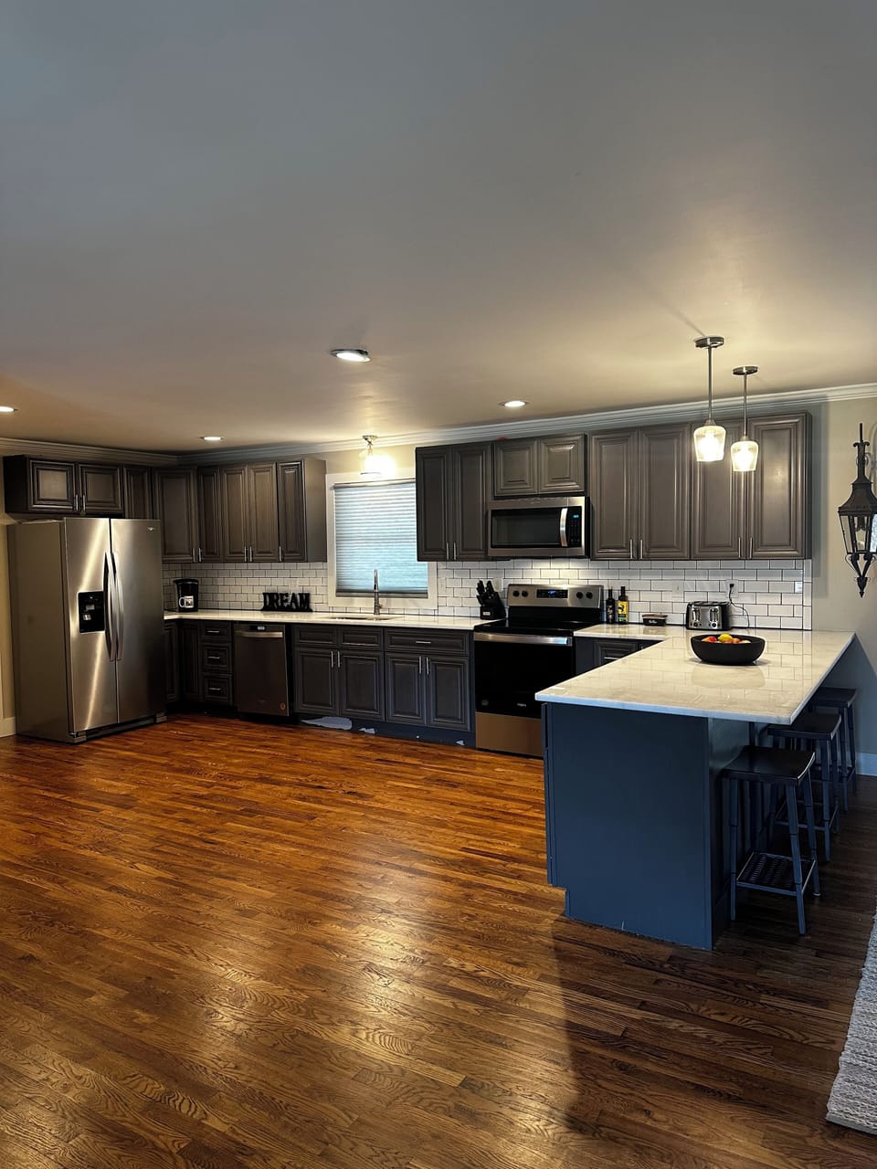 Plenty of room to cook and gather