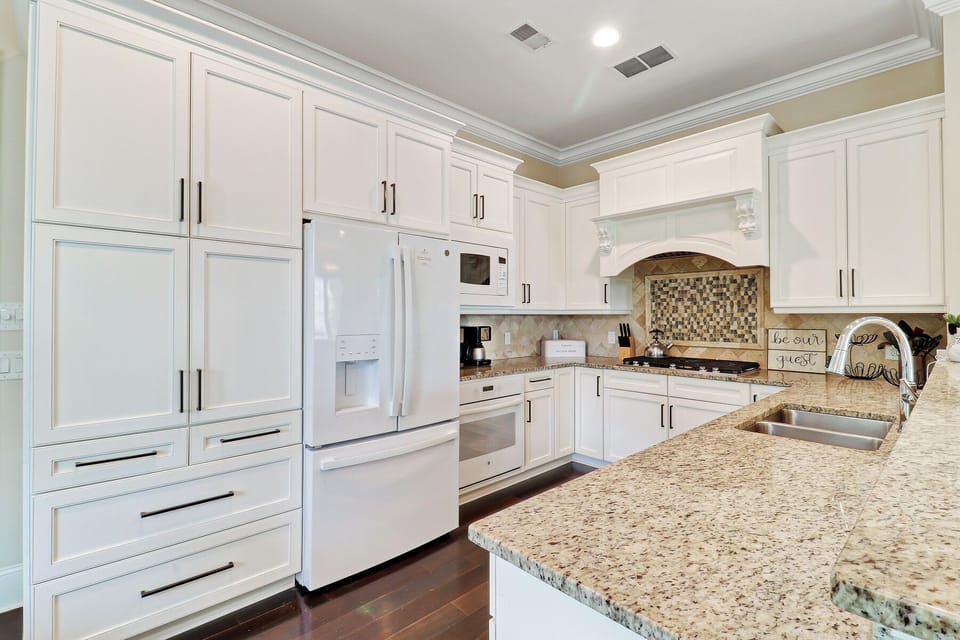 1 Sandy Beach Trail | Kitchen - 1 Sandy Beach Trail | Kitchen