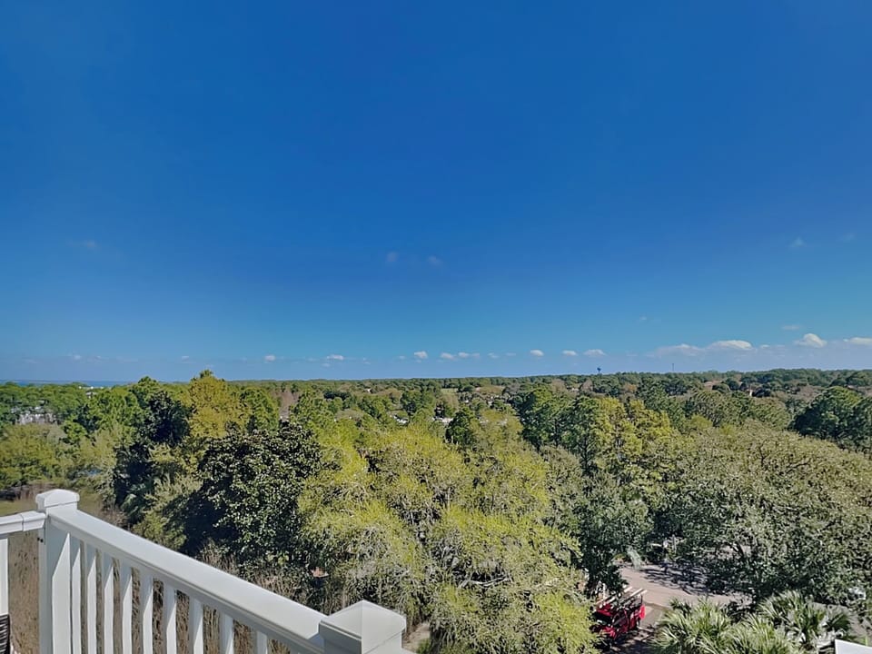 Balcony - Resort View