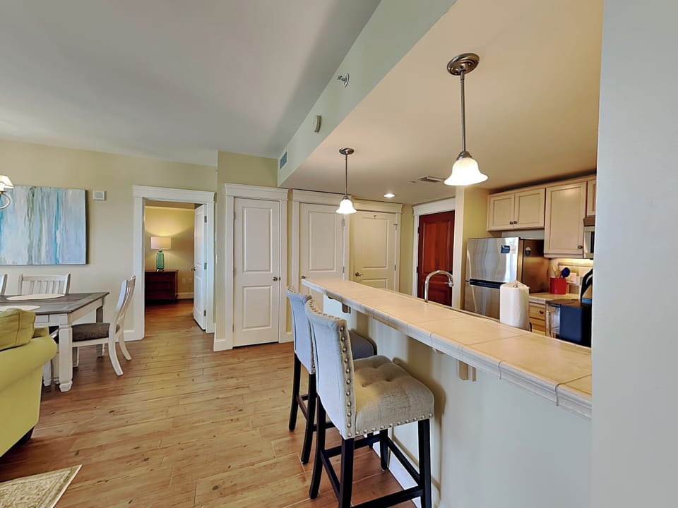 Breakfast Bar - Seating