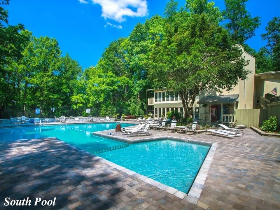 Seasonal community pool