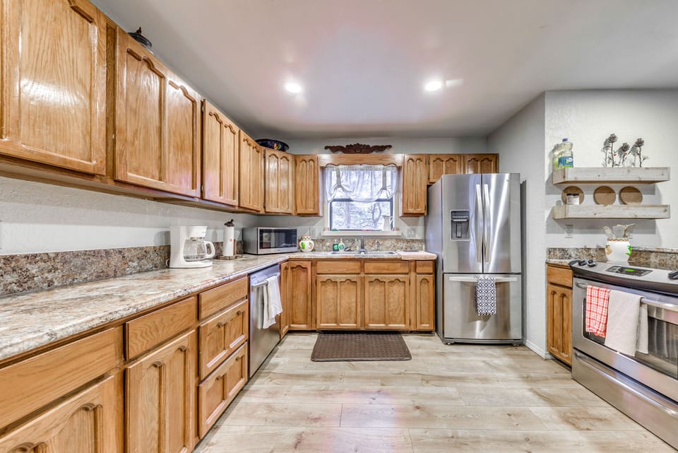 Kitchen | 2nd Floor | Drip Coffee Maker | Dishwasher