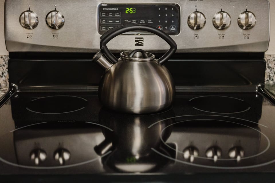 Pot, Indoors, Kitchen, Pottery, Appliance