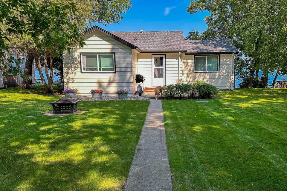 Pelican Rapids Vacation Rental | 4BR | 2BA | 4 Steps Required | 1,500 Sq Ft