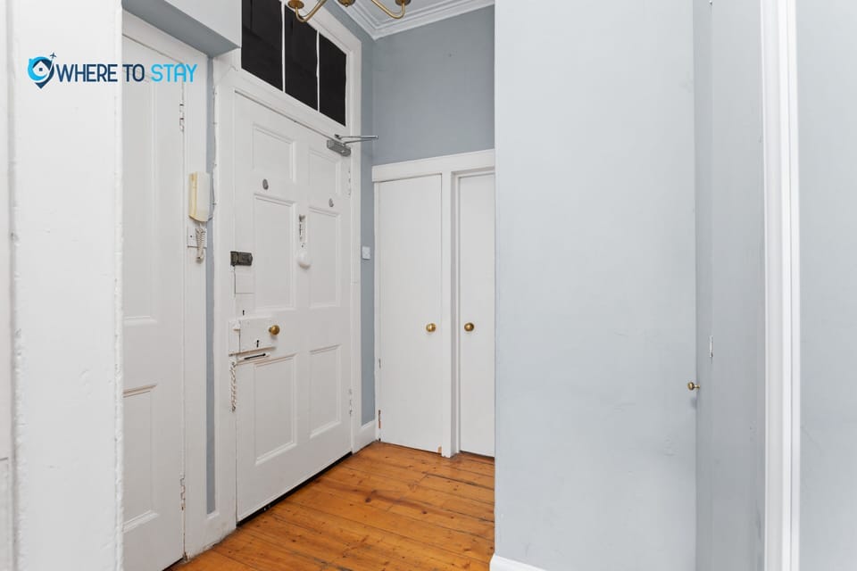 Entrance / Lobby