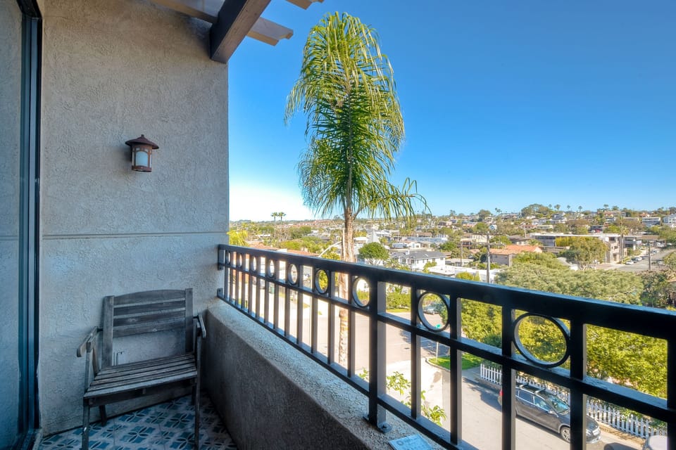 Small balcony off of primary bedroom
