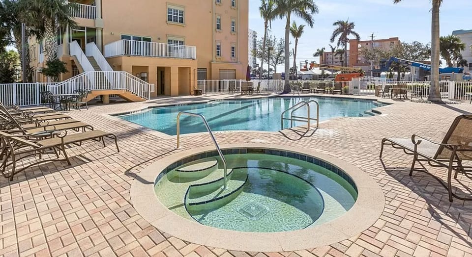 Resort Style Hot Tub