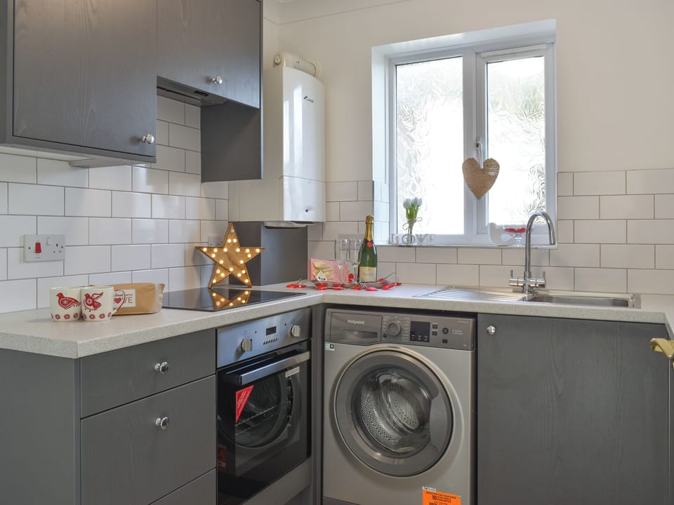 Kitchen | Apartment 2 - Sashes Apartments, Poole