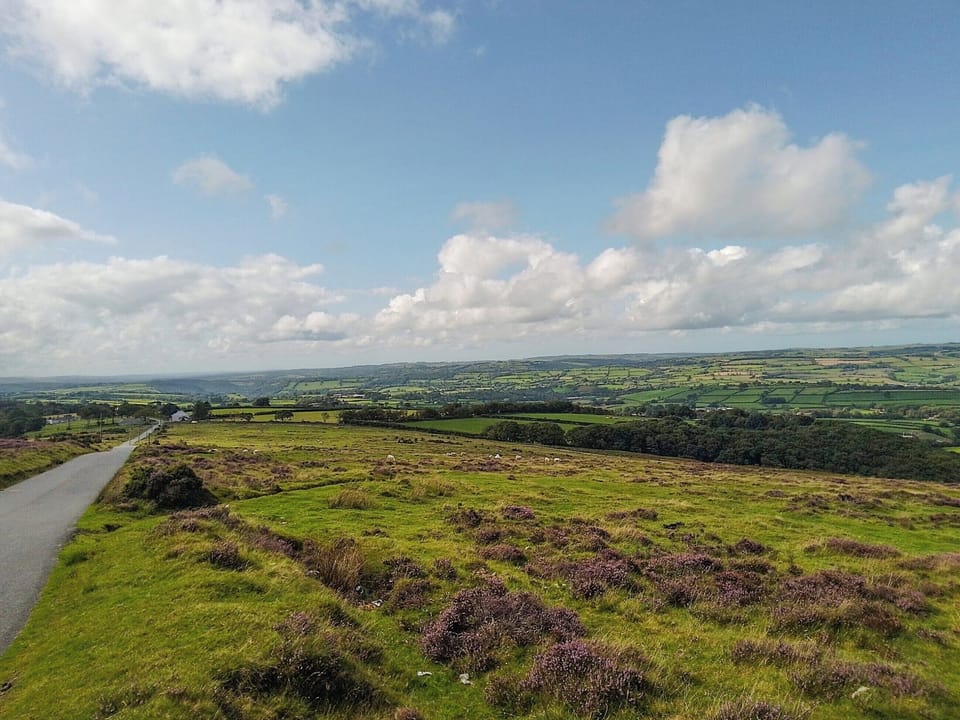 Exterior | Ty Tarw - Cwmiar Holiday Cottages, Llanllwni