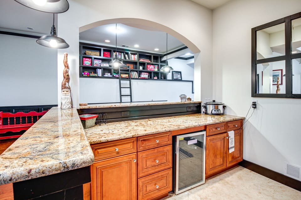 Wet Bar | Wine Fridge | Crockpot