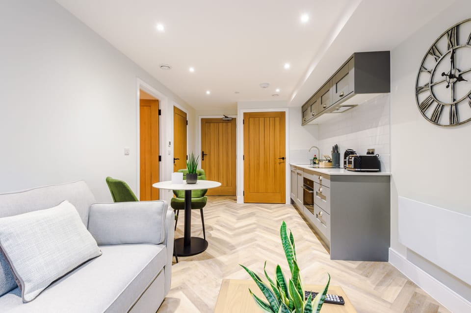 Living Room / Lounge