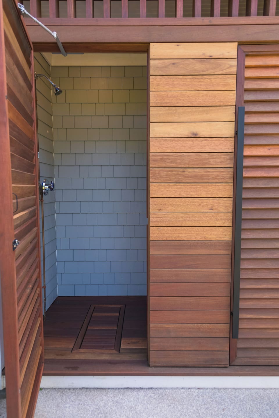 outdoor shower
