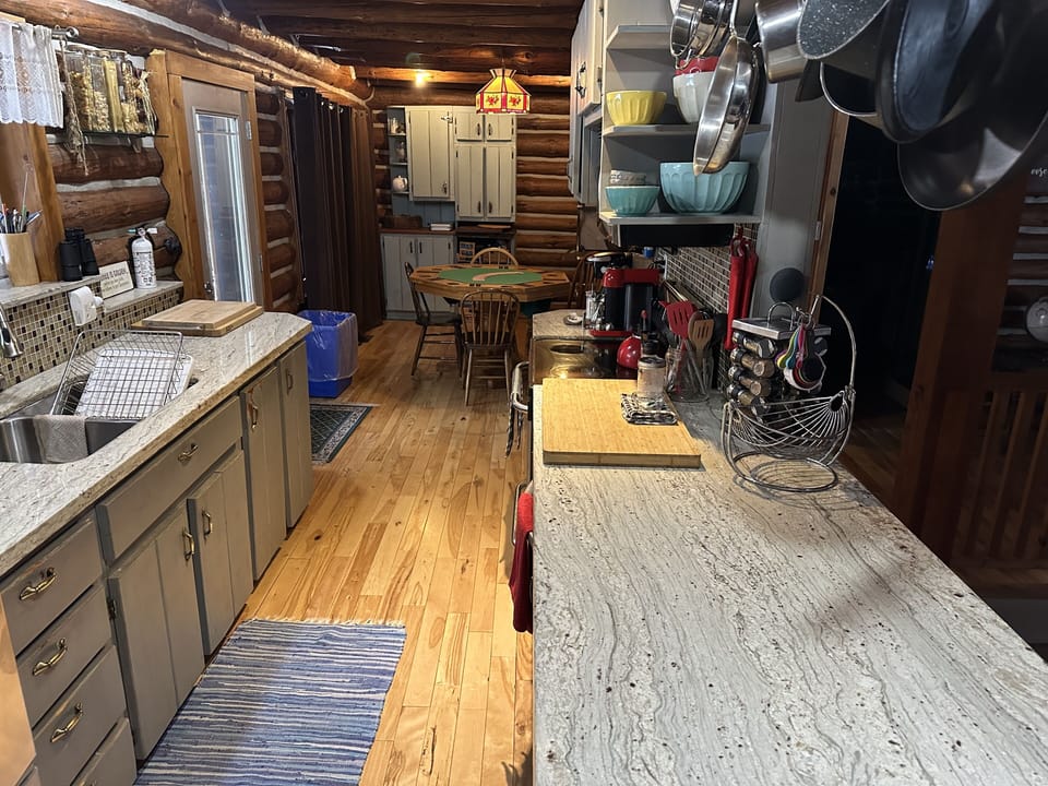 Galley kithen