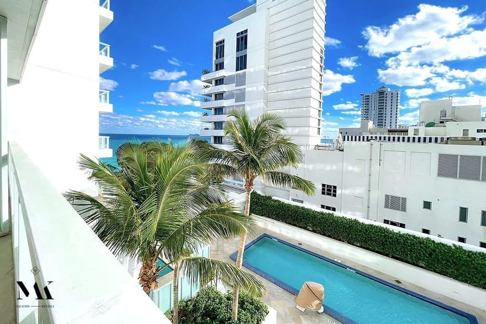 "Mak Properties communicated great. Everything was exactly as it stated it would be. If booking the fountain bleu this is the best way to do it!" -Chambriel S.