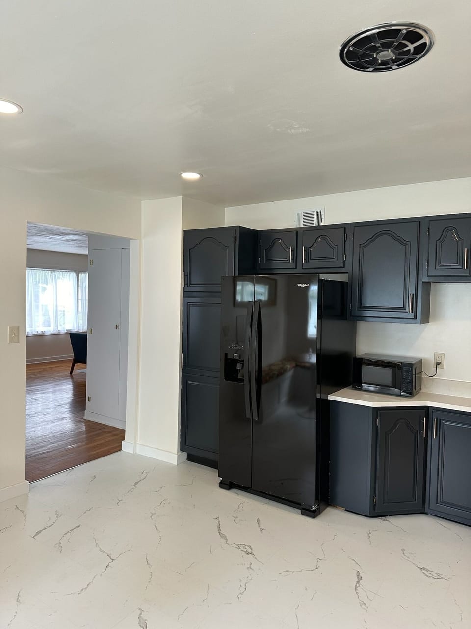 Brand new Refrigerator. Cupboards with spices, pots, pans and all you need.