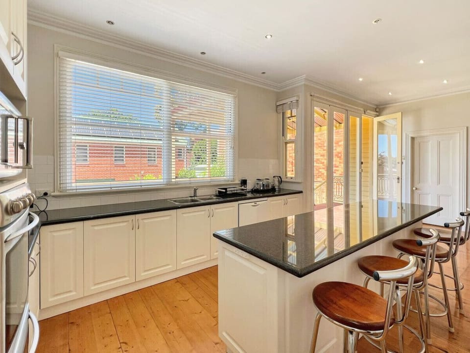 The perfect kitchen for entertaining & relaxing