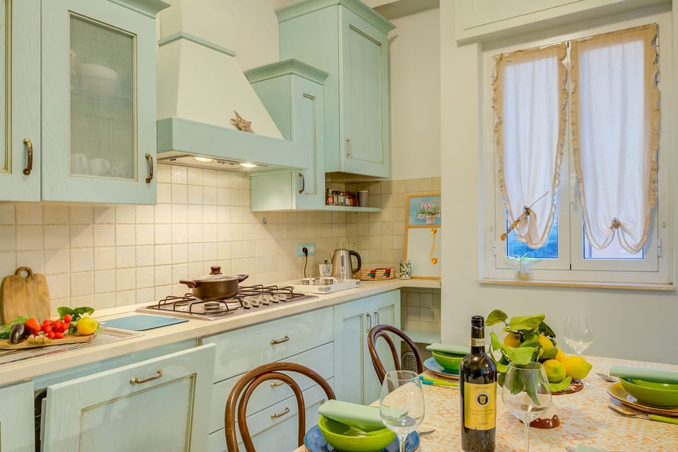 Kitchen and dining area
