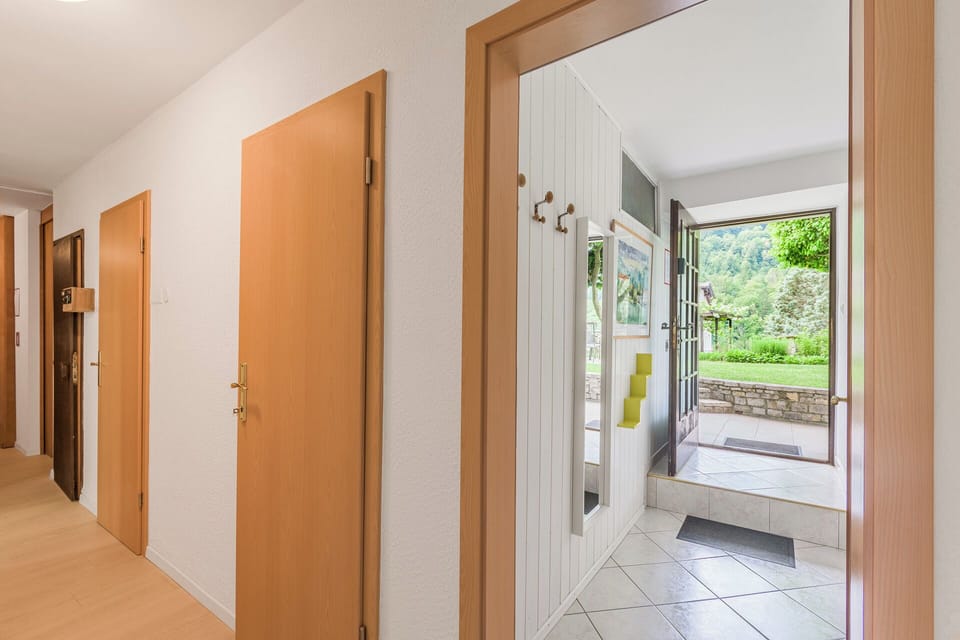 hallway apartment Arena