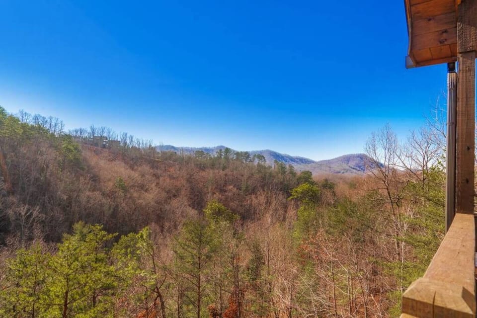Scenic Smoky Mountain views!
