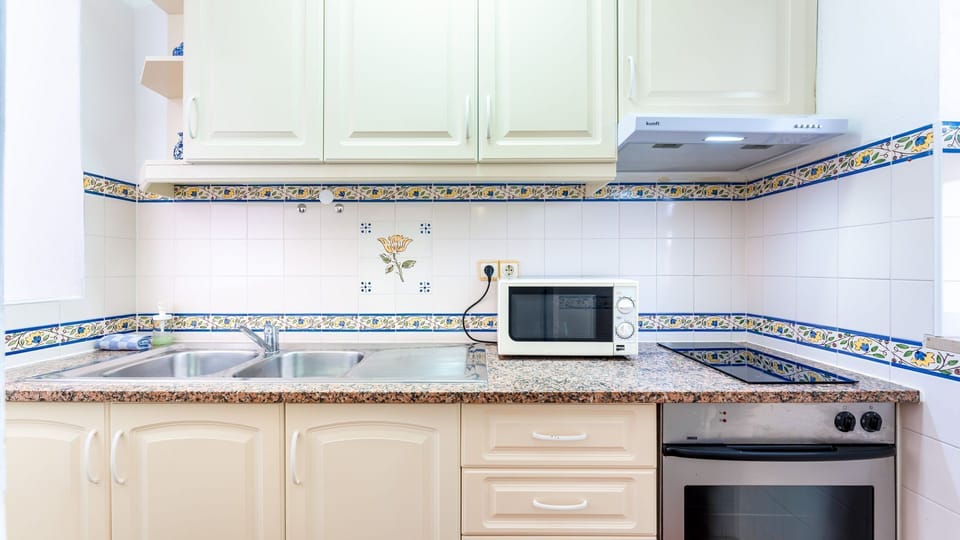 The kitchen is equipped so you can cook delicious and home made meals
#kitchen #cook #meals #algarve #portugal