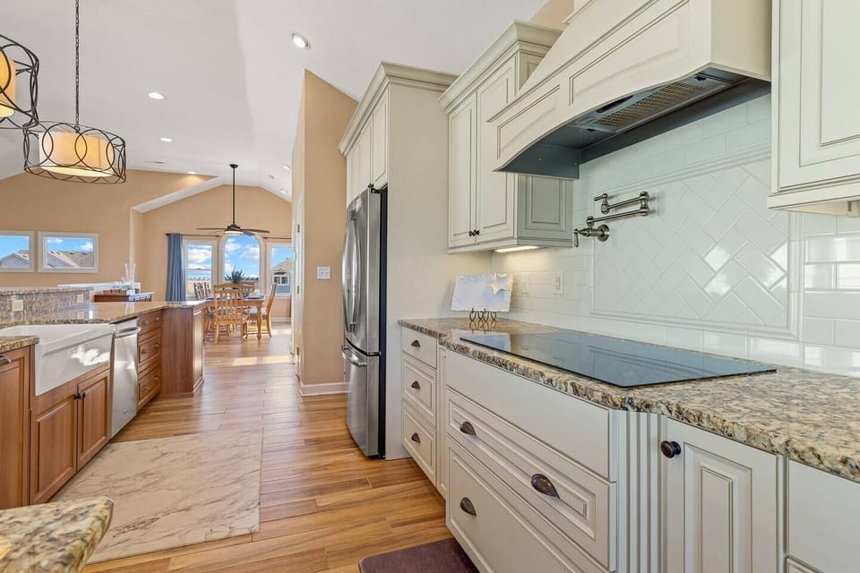 Main Kitchen Area