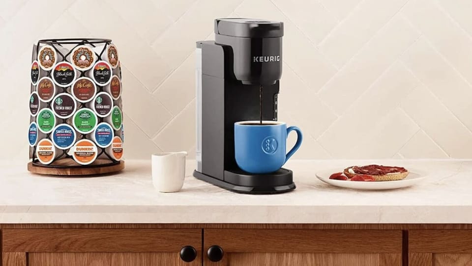 K-cup coffee maker