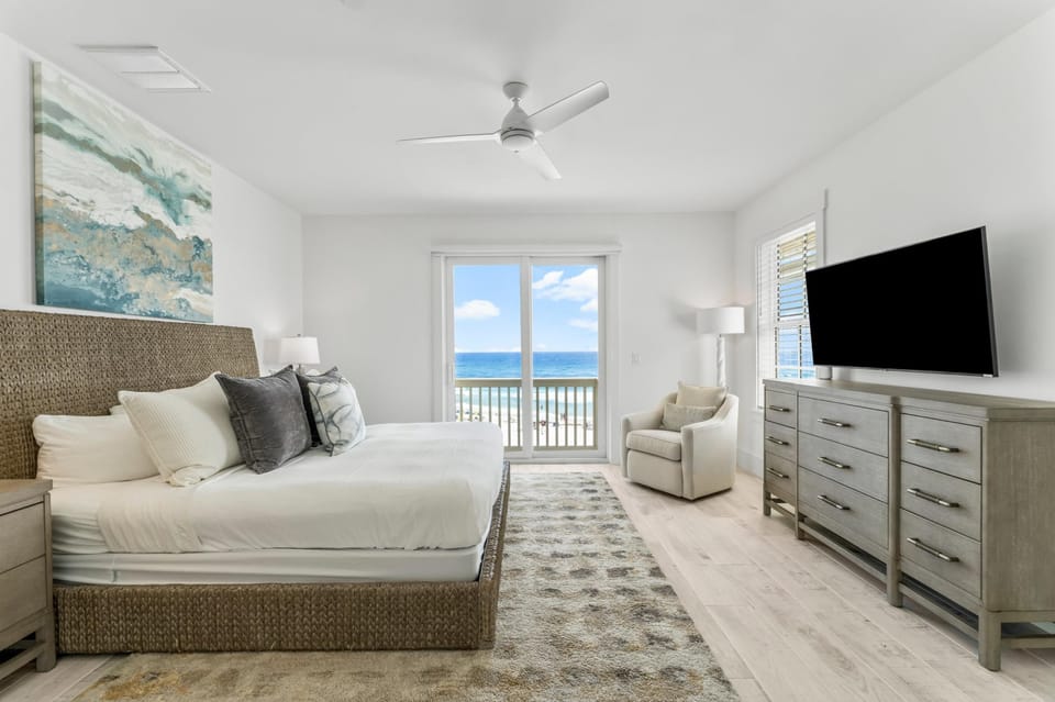 Main Bedroom with Private Balcony
