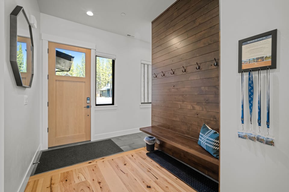 18157 Forestbrook-19