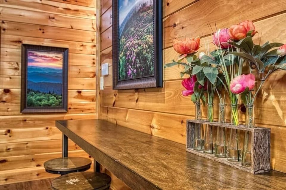Soggy Bears' game room and lounge