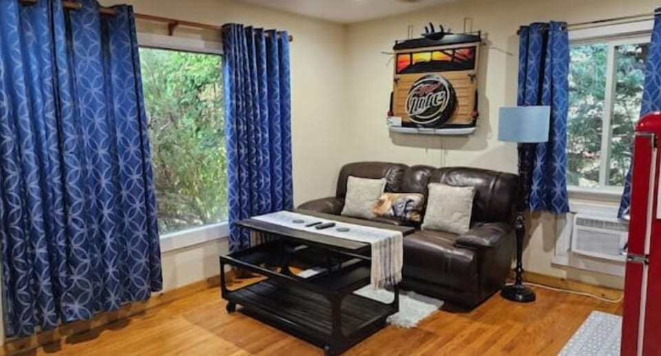 Cozy relaxing home No pet fees Apartment in Lakewood