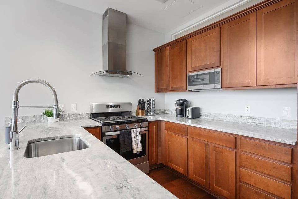 Plenty of cooking space and all you need for a gourmet meal