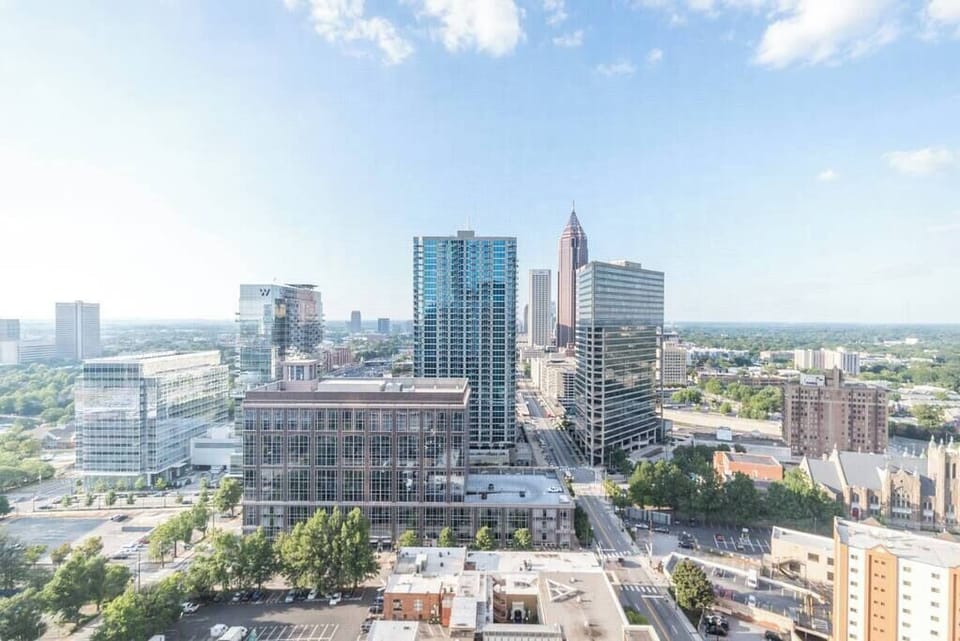 ... And unobstructed city views of downtown Atlanta