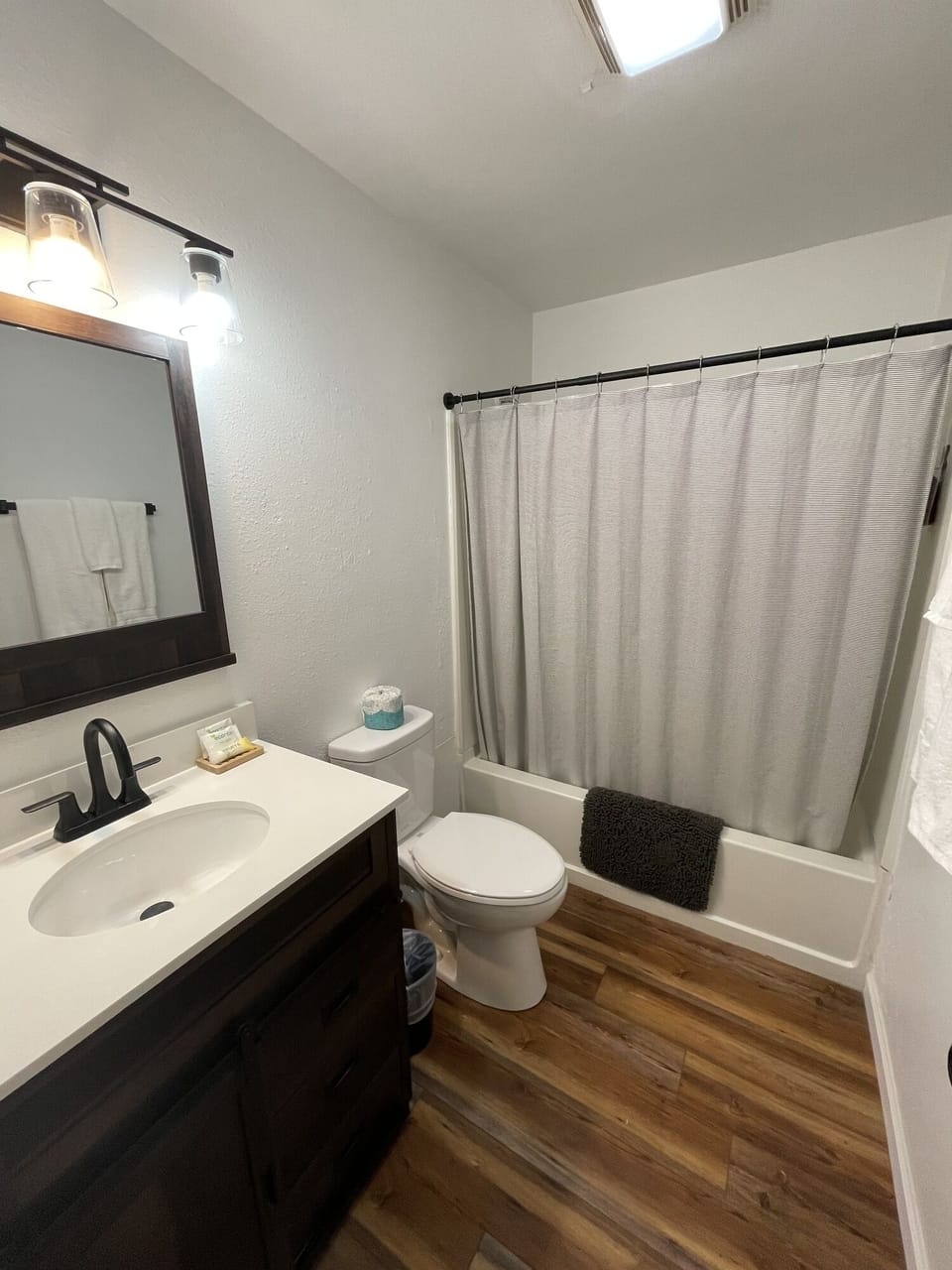 Cabin202020Bathroom