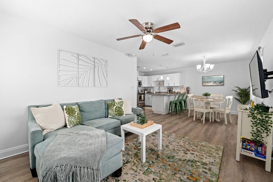 Living Room W/ Smart TV + Board Games