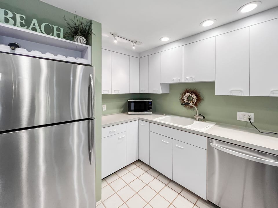 Fully equipped kitchen