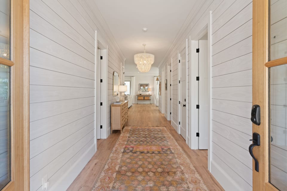 The Ship's Belle -  Welcome to 912 Ocean Blvd. Near the beach and the Village.