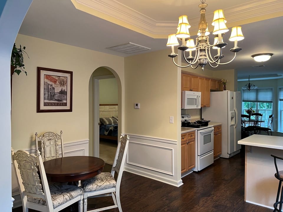 Kitchen/break room 