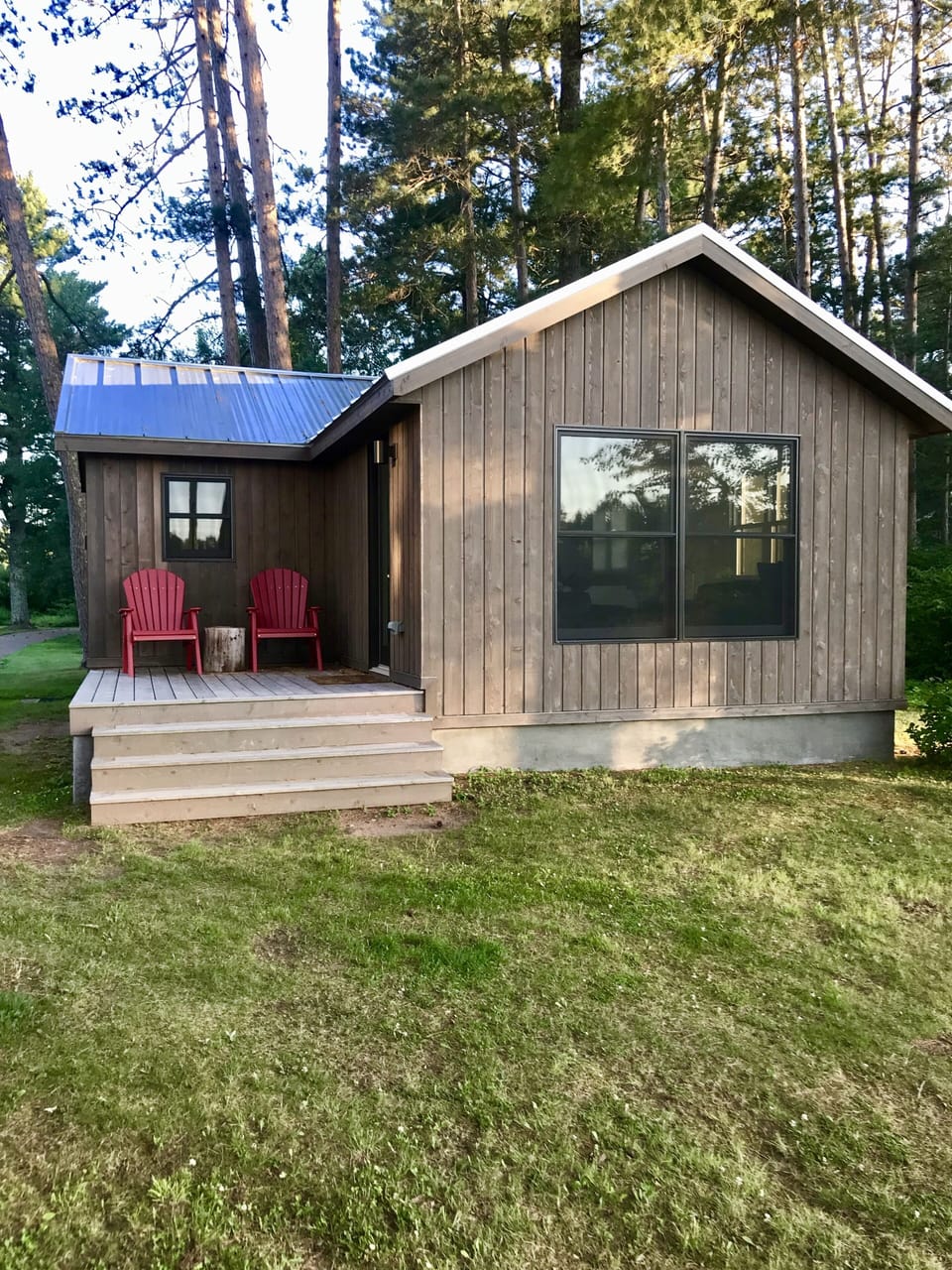 Little Sisu. Footsteps from the beautiful spring fed Silverthorn Lake.  
