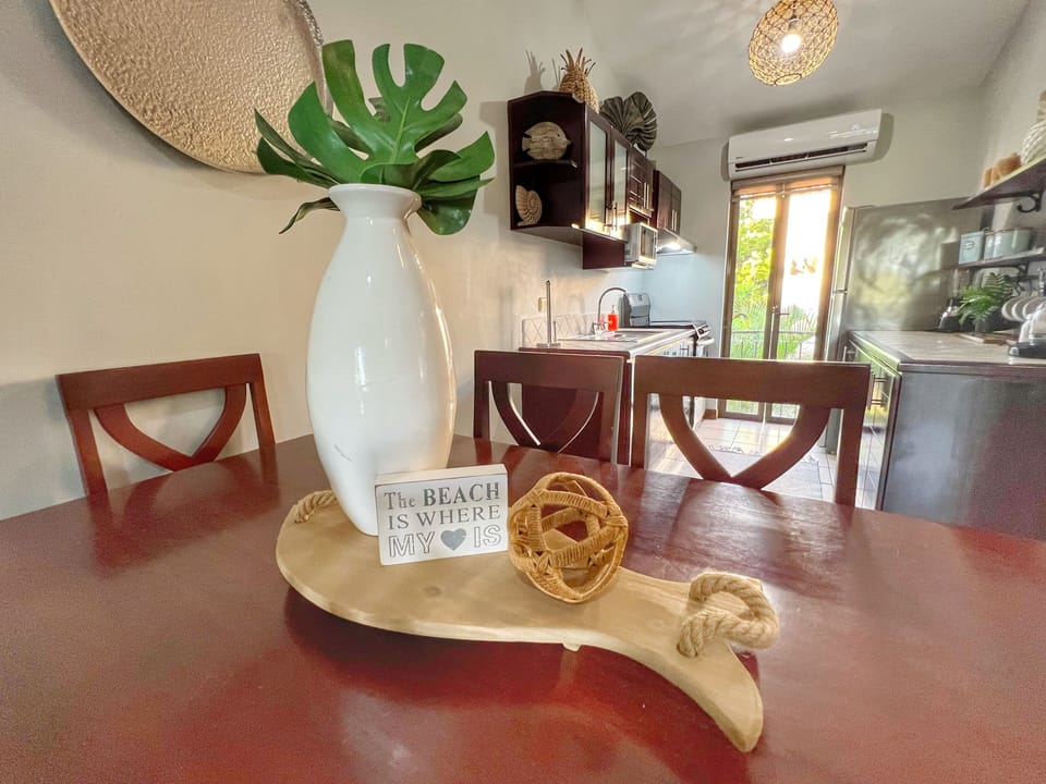 Share a meal, play a game or telework at the large dining table.