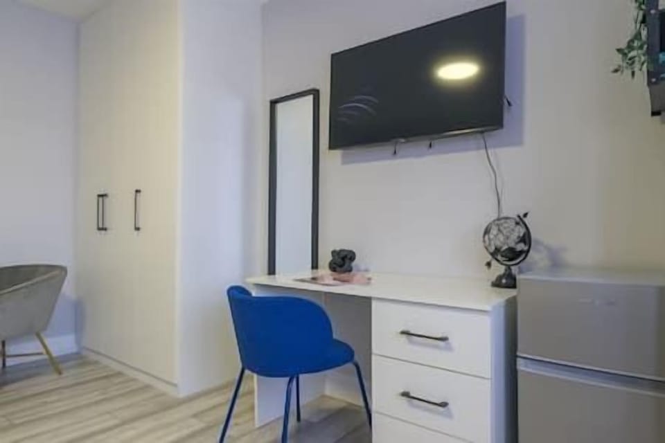 1b3802b0 06fd 460f 8392 fa6a6d102ce4