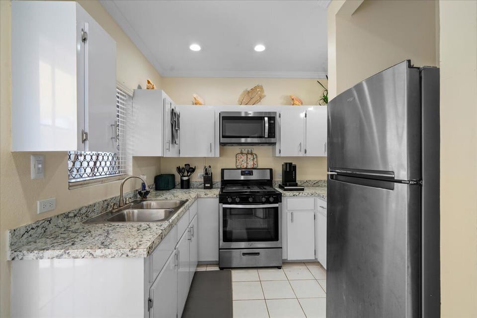 Fully Stocked Kitchen