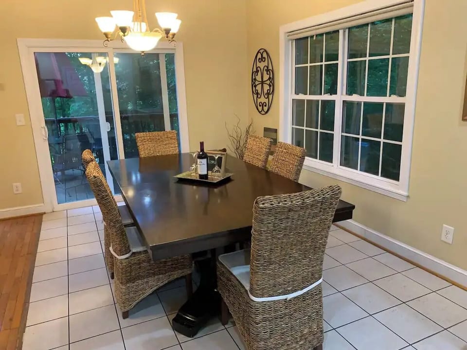 Dine at the dining table for 6 or al fresco on the deck at the table for 4.