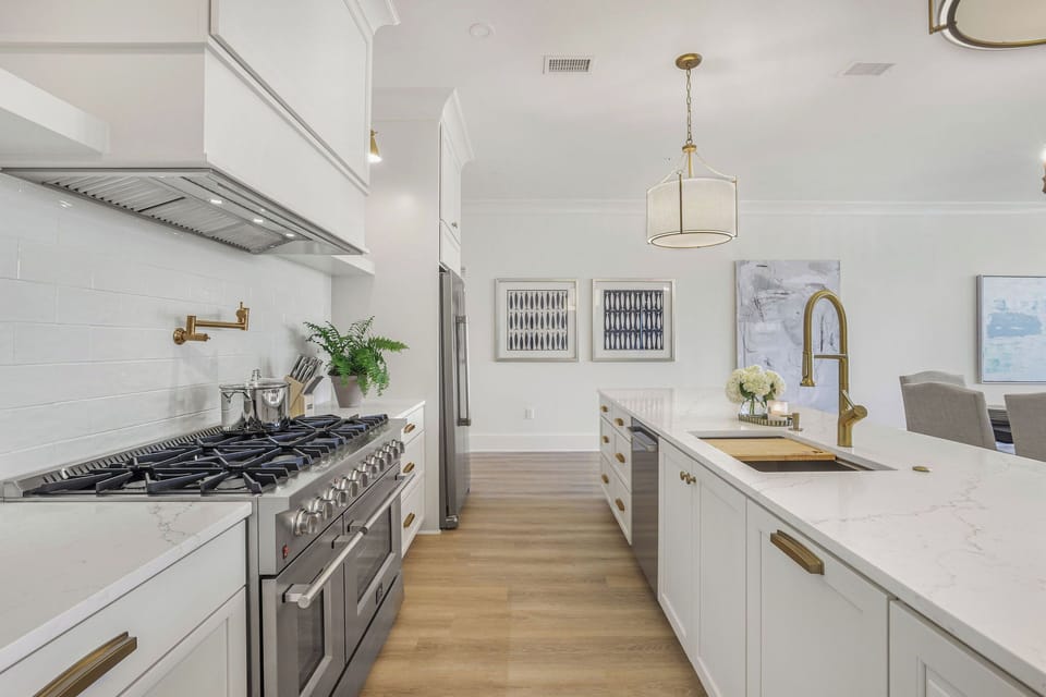 Kitchen with Gas Range and All the Amenities to Prepare Meals