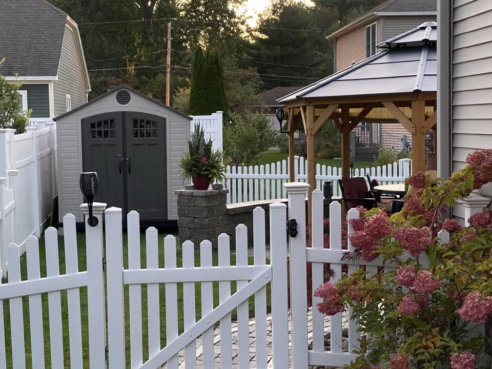 Side entrance to back yard