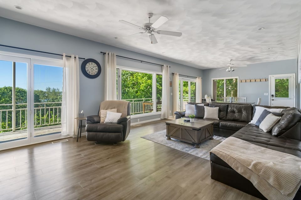 We recently updated this furniture with a new sectional and recliner! 