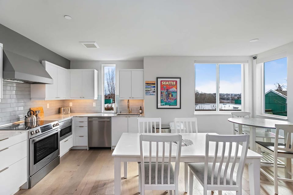 Building Kitchen